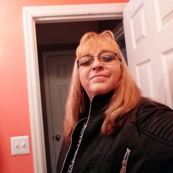 Meet your Posher, Kimberly - Picture 1 of 1